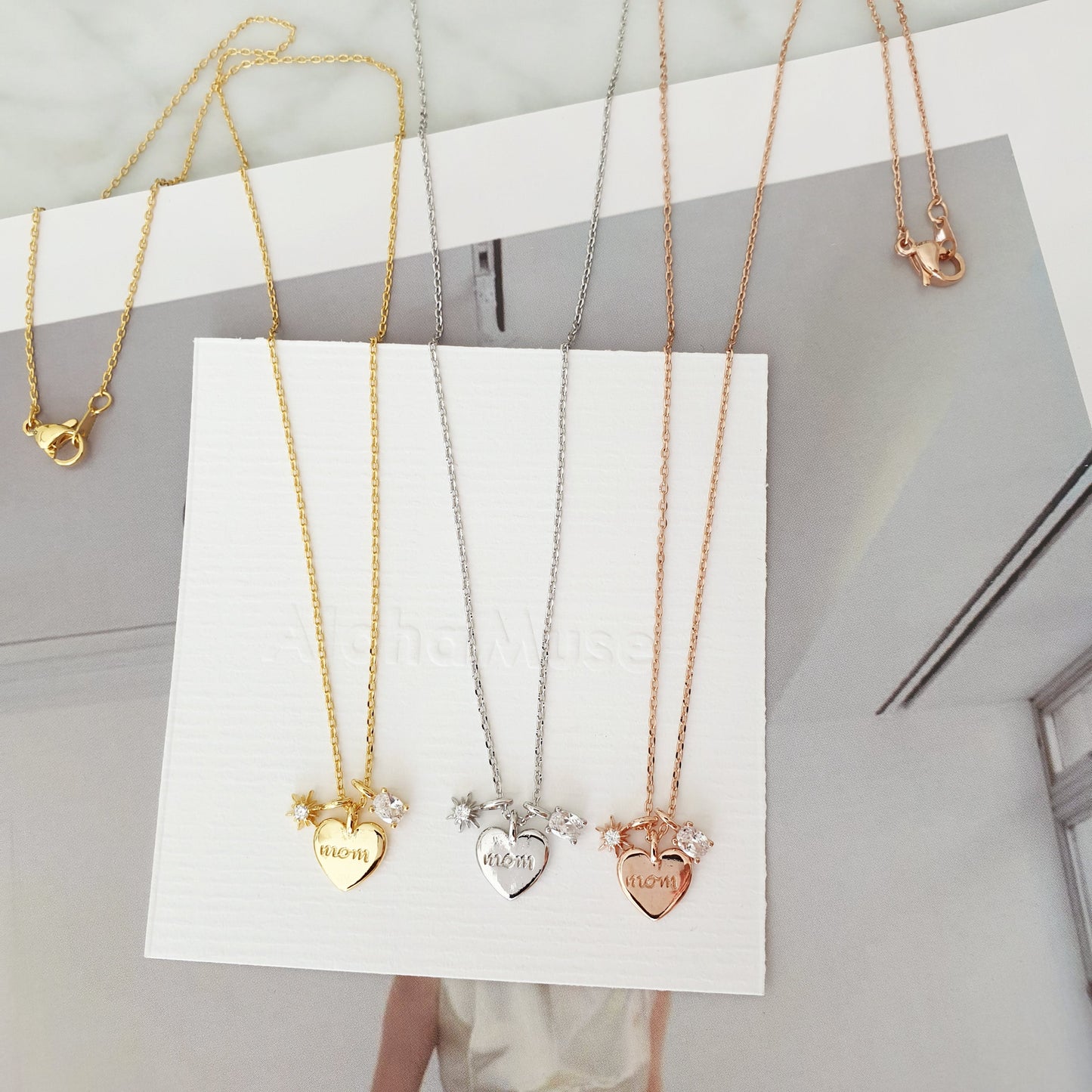 Mom Heart 3 Charms Pendant Necklace