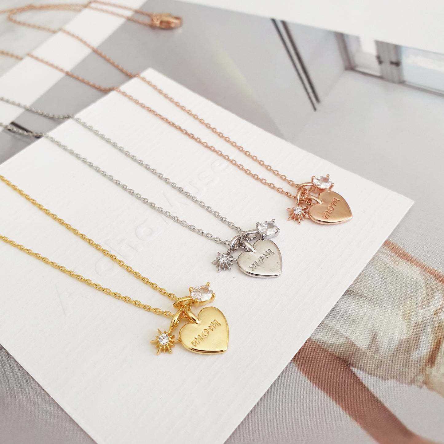Mom Heart 3 Charms Pendant Necklace