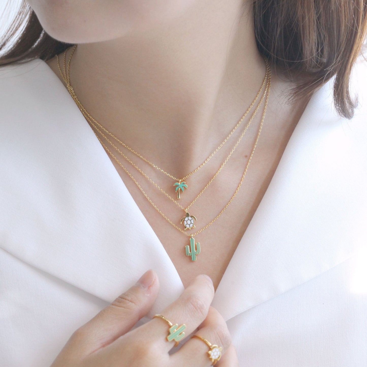 Cactus Green White Gold Pendant Necklace