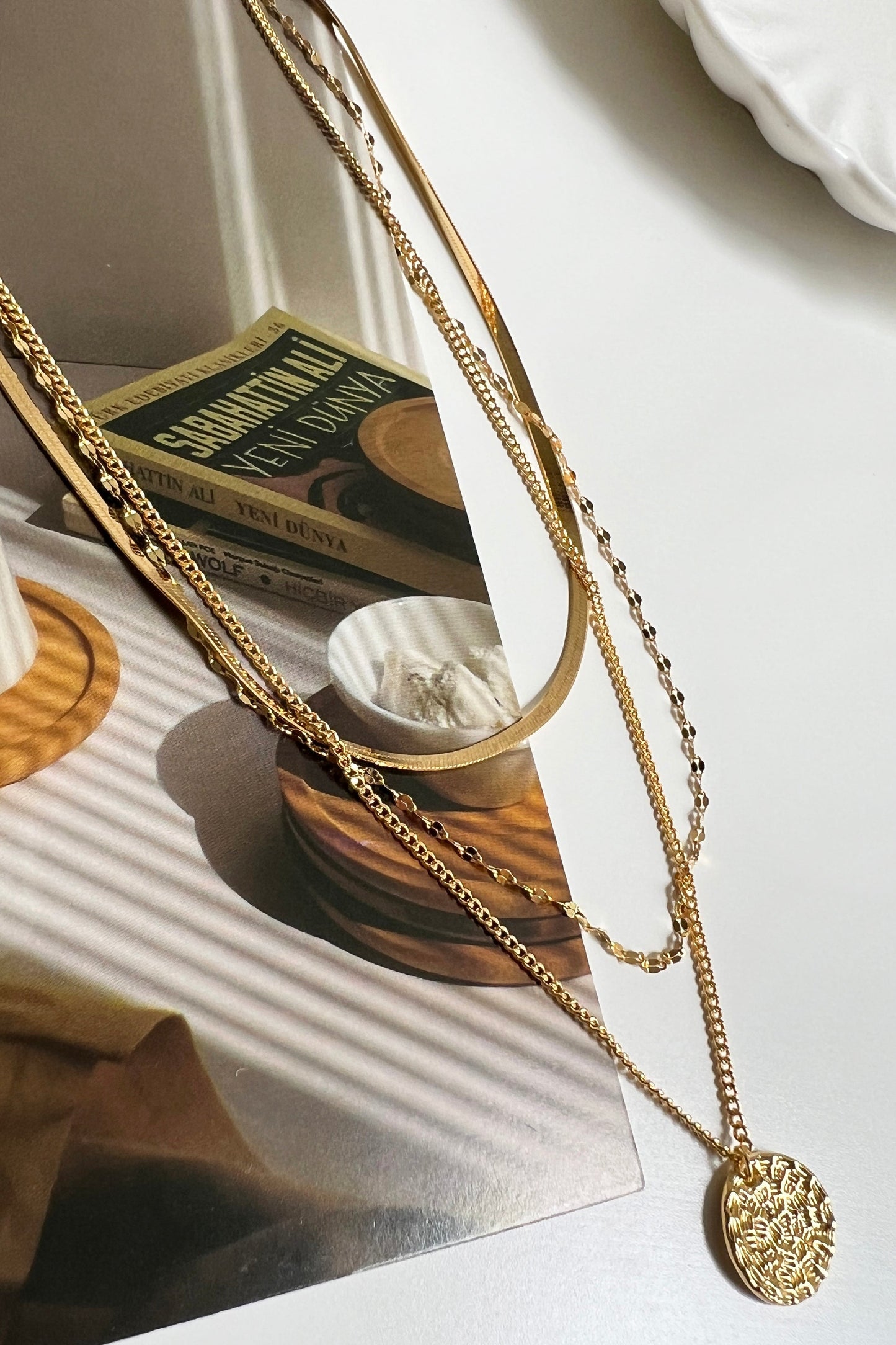 Medallion Coin Disc Charm Vine Chain Necklace