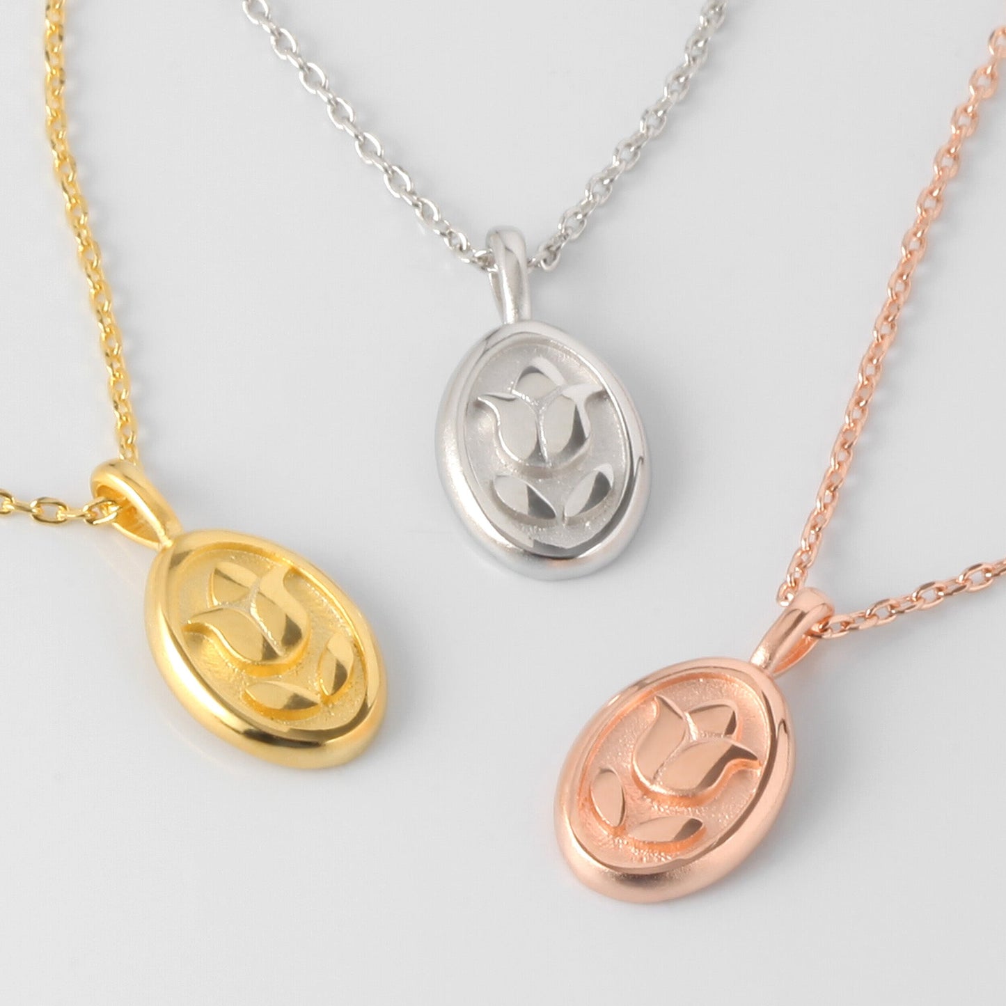 Oval Disc Tulip Flower Pendant Necklace