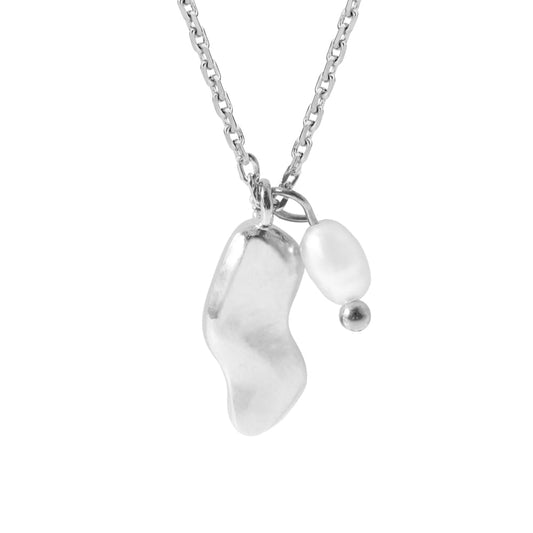 Kidney Bean with Tiny Pearl Necklace