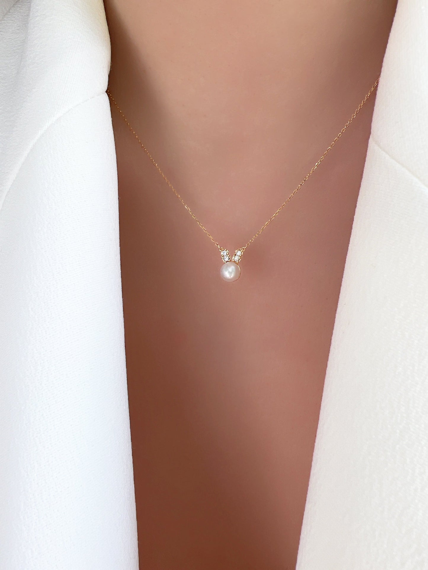 Freshwater Pearl Cubic Zirconia Ears Necklace