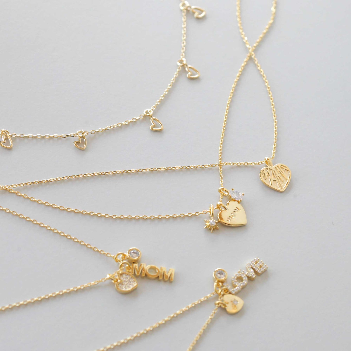 Mom Heart 3 Charms Pendant Necklace