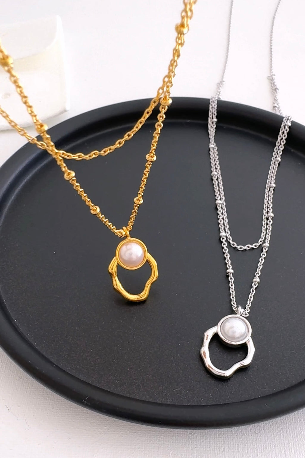 2 Chain Hollow Oval Pearl Necklace