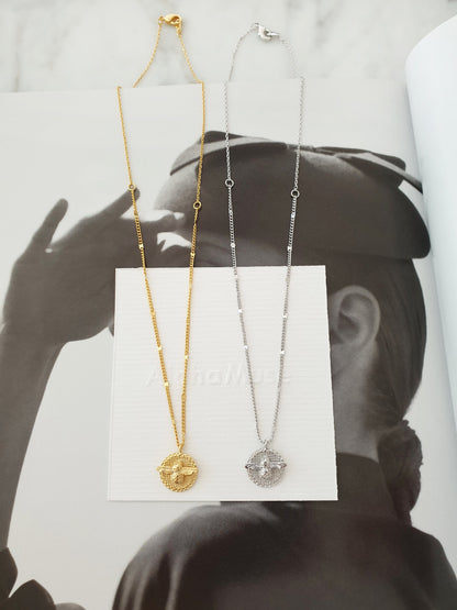 Bee Disc Pendant Necklace with Flat Curved Chain