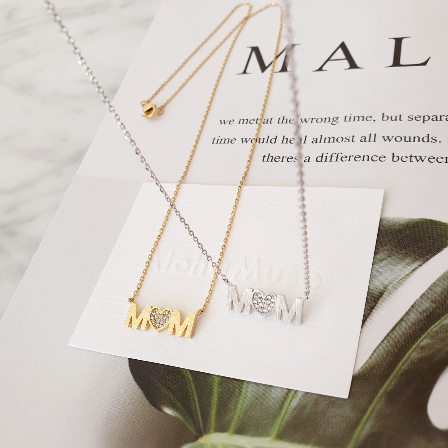 MOM Heart letter cz Pendant Necklace