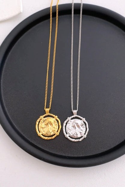 Hammered Medallion Pendant Necklace