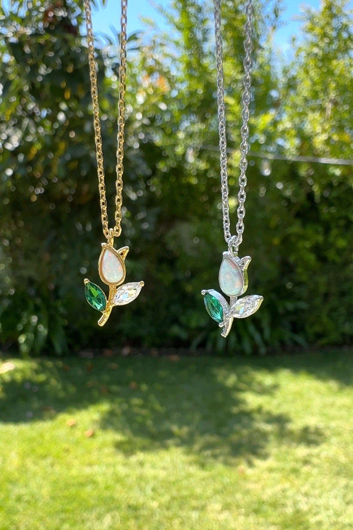 Tulip Opal Stone Green Leaf Necklace