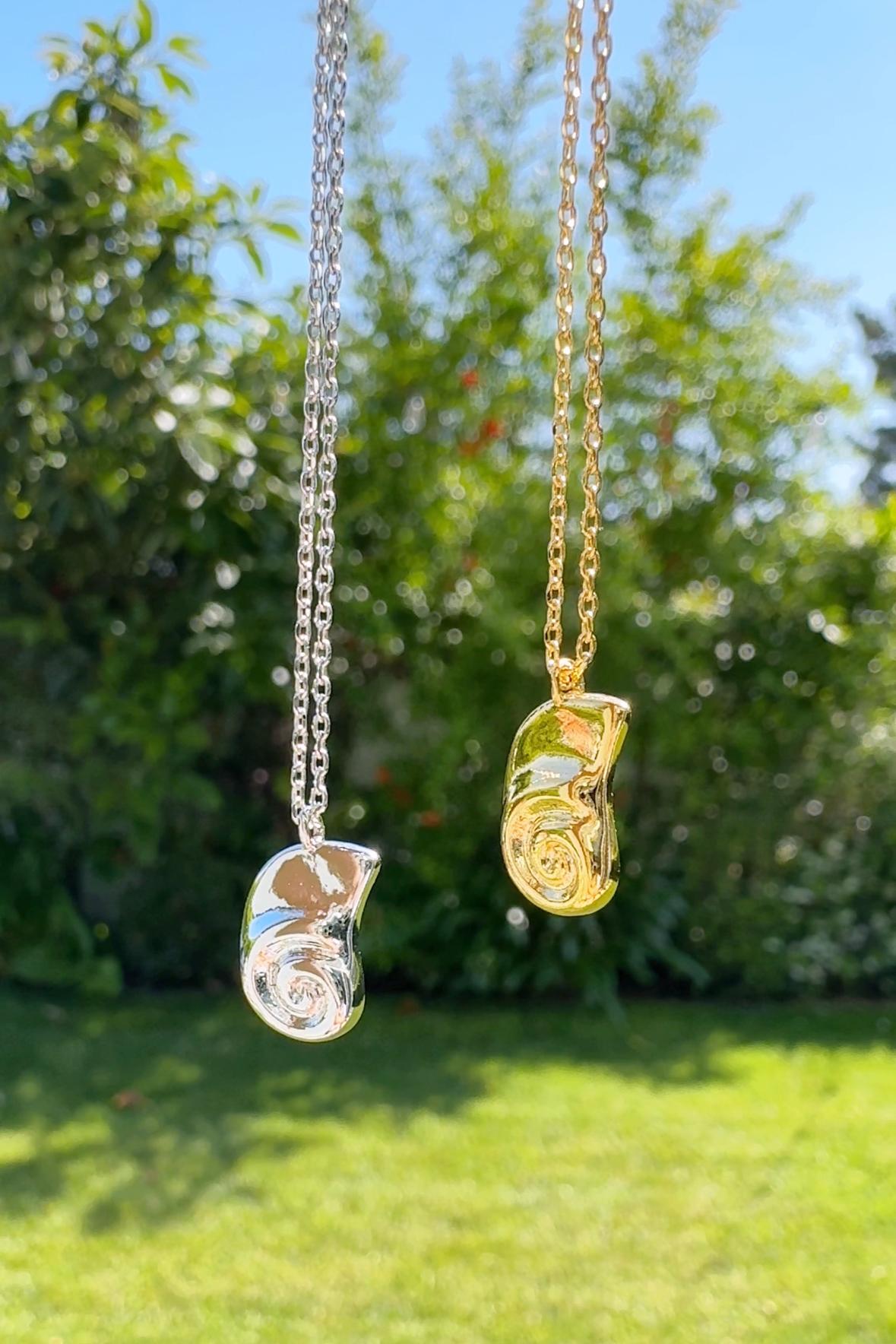 Seashell Pendant Necklace