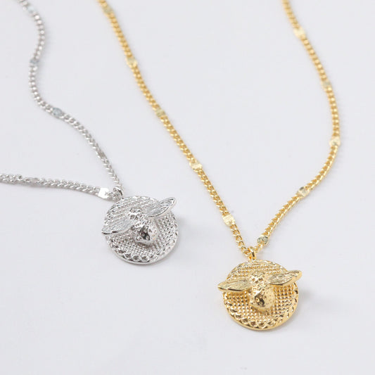 Bee Disc Pendant Necklace with Flat Curved Chain