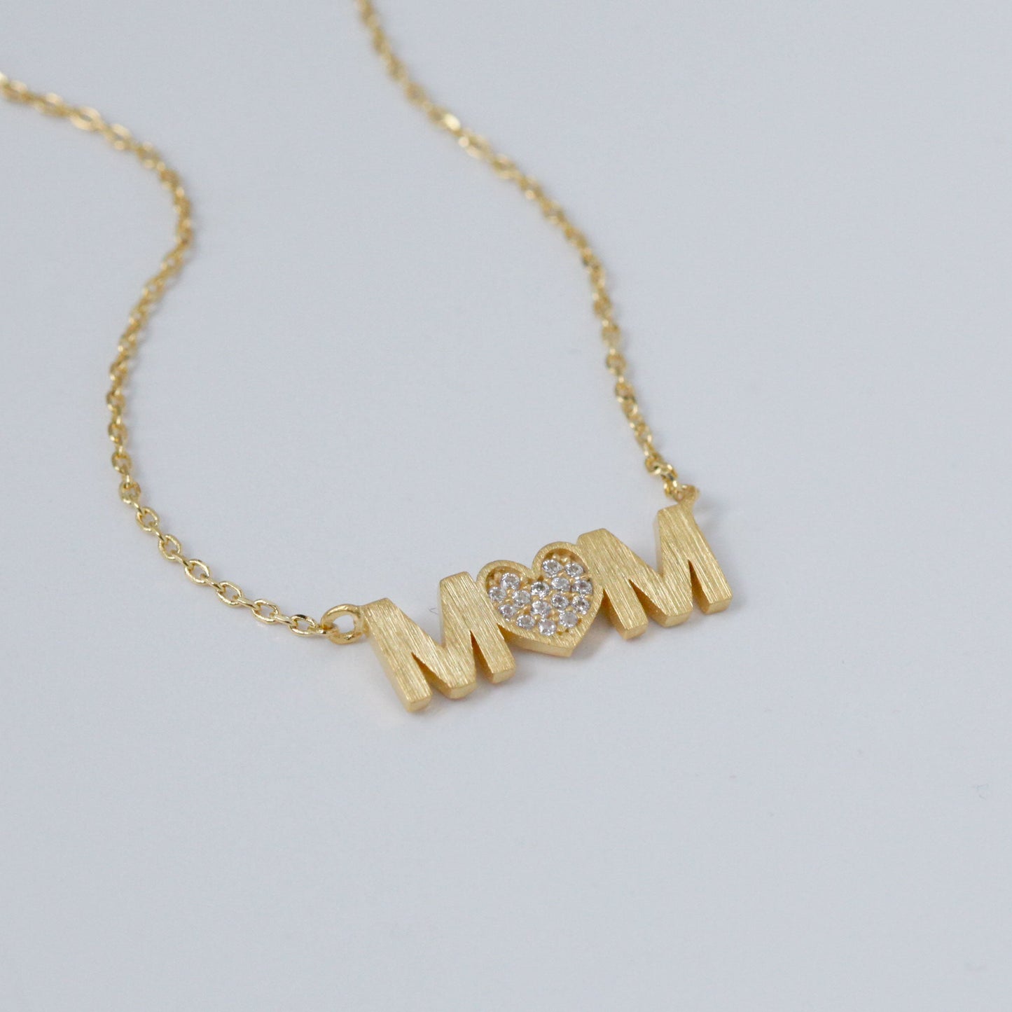 MOM Heart letter cz Pendant Necklace