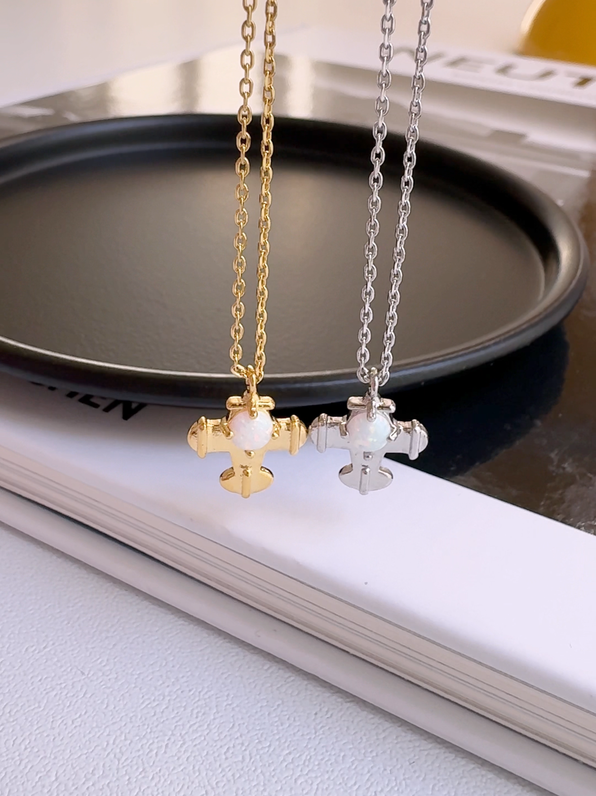 Retro Airplane Travel Lover Necklace