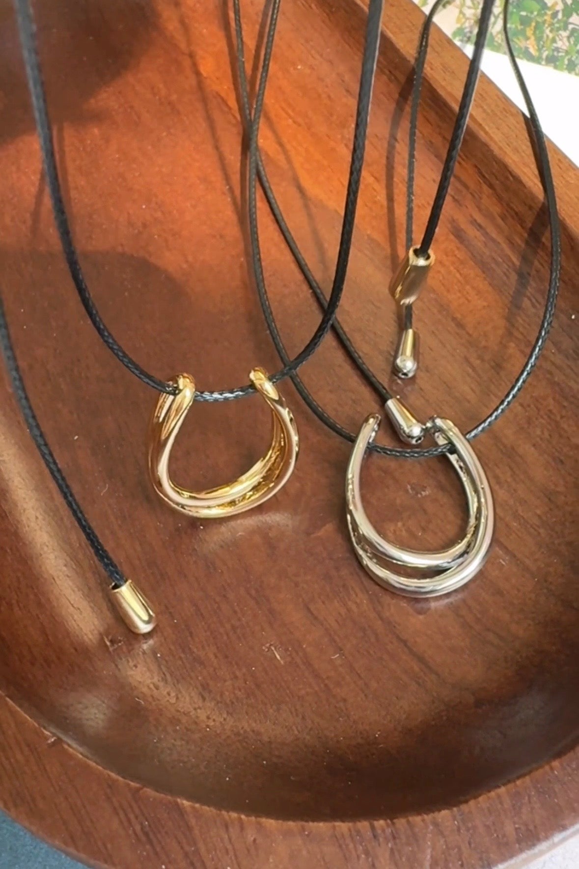 Horseshoe medium Pendant Cord Necklace