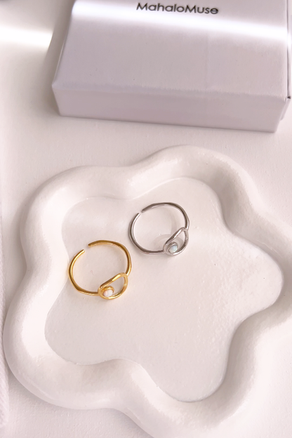 Round Circle Opal Shell Stud Stone Ring