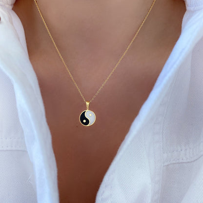Yin Yang Pendant Black White Necklace