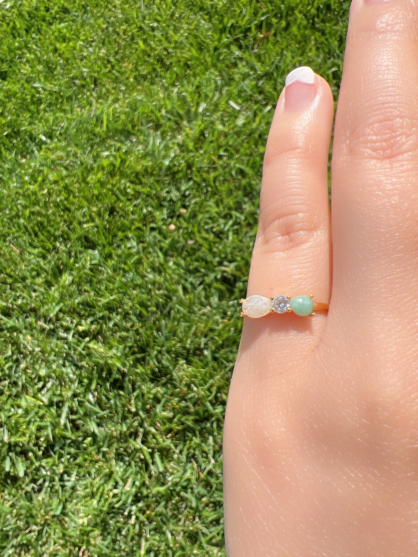 Opal Gemstone Green 3 Stud Ring