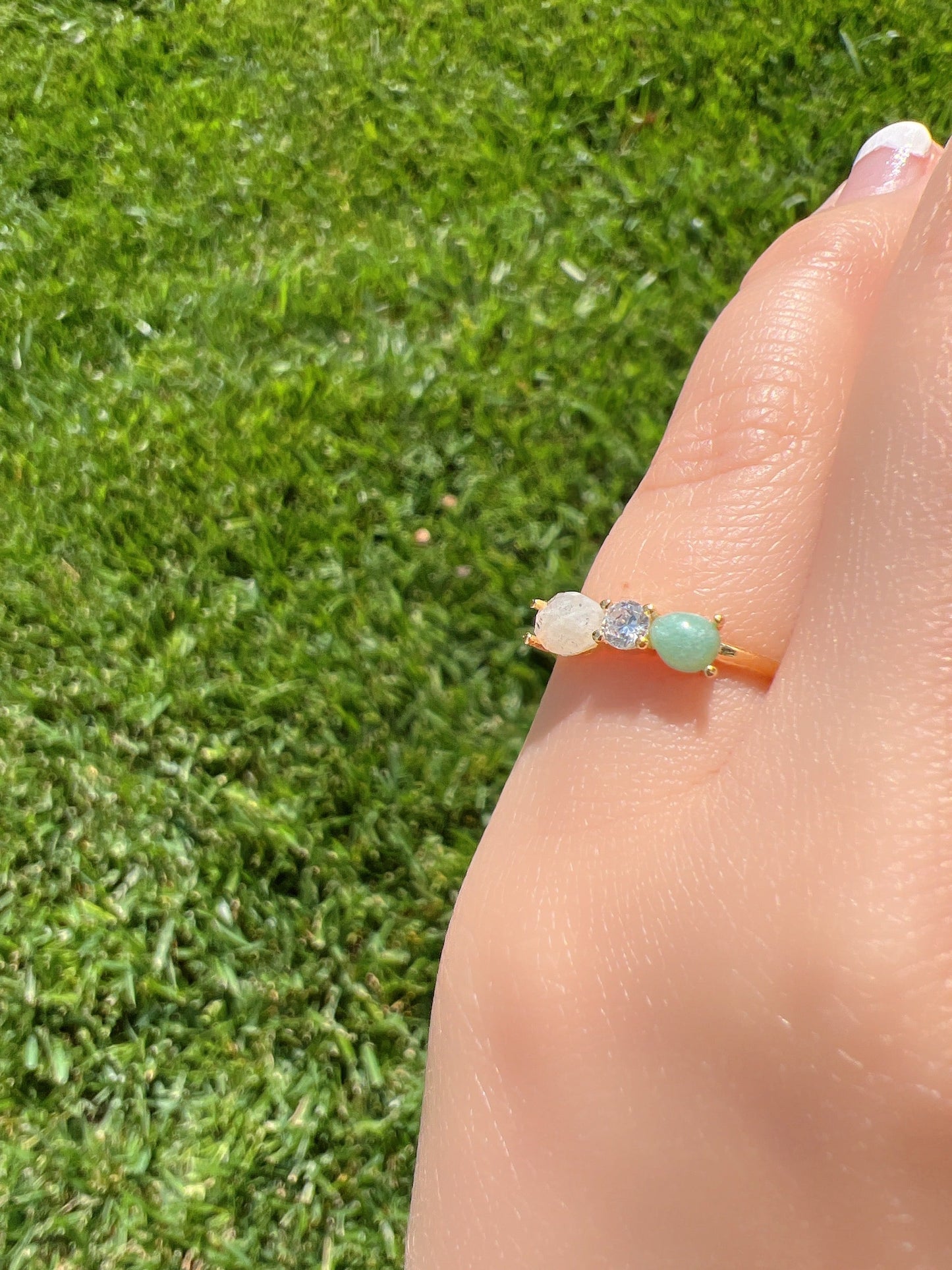 Opal Gemstone Green 3 Stud Ring