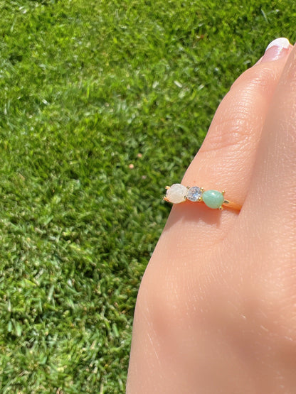 Opal Gemstone Green 3 Stud Ring